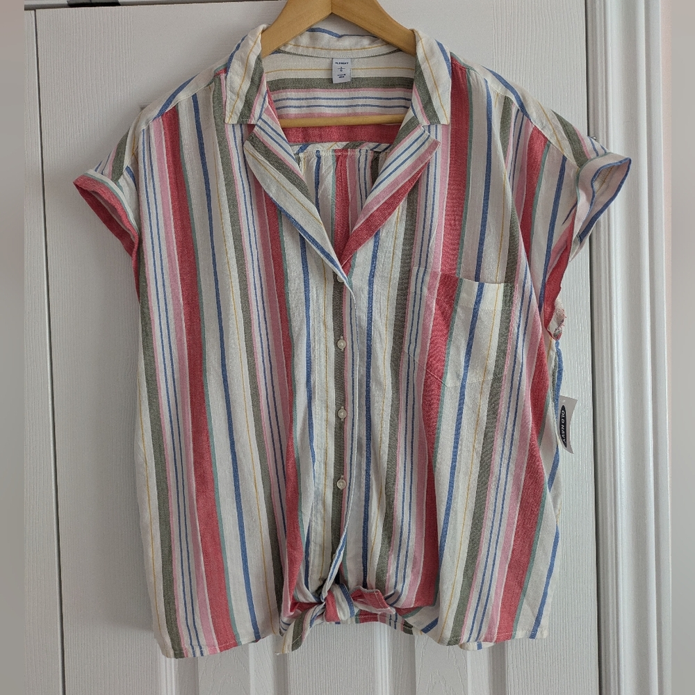 Old Navy Red and Blue Casual Button Down Shirt